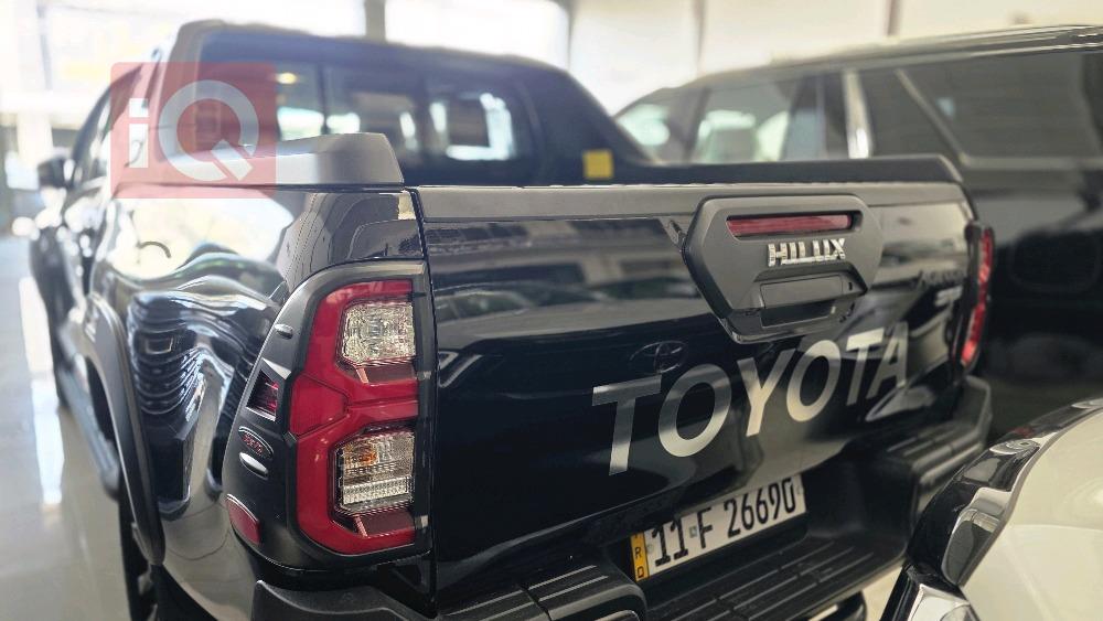 تويوتا هايلوكس